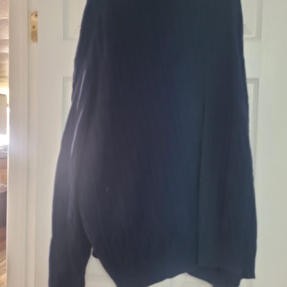 Roundtree & Yorke Navy Cable Knit Sweater - Picture 2 of 4